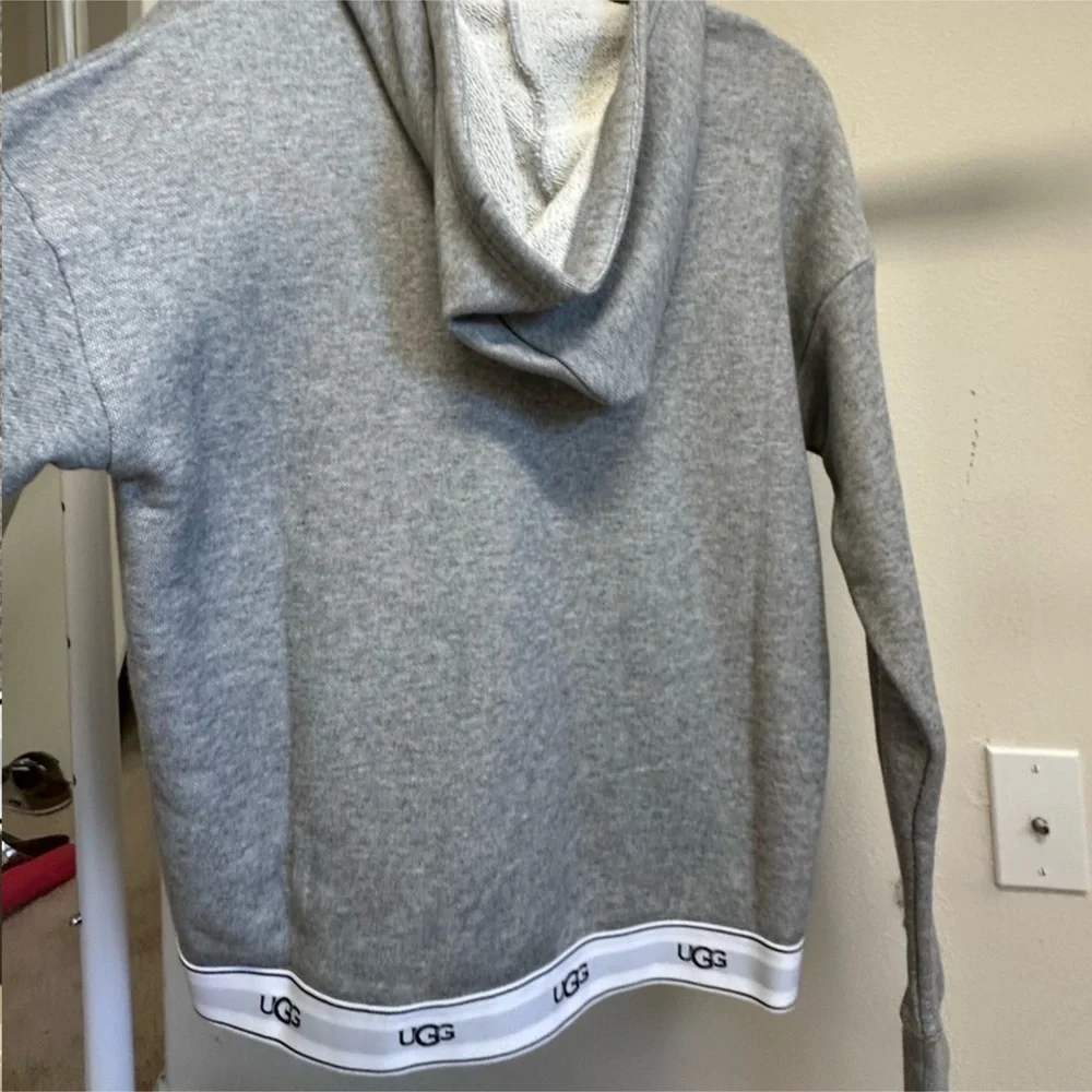 UGG Kaelie Zip Hoodie in Grey - Size M - NEW With Tags - Picture 4 of 5
